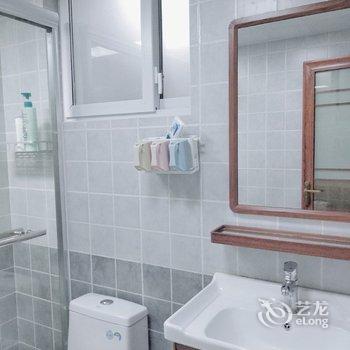 黑山风情公寓(剑兰路分店)酒店提供图片