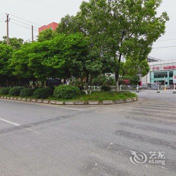 你好·阳光酒店(南昌高新大道地铁站店)酒店提供图片
