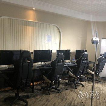 遵义白杨电竞酒店(星力城店)酒店提供图片