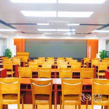 广西退役军人培训中心酒店(南宁民族广场万象汇店)酒店提供图片
