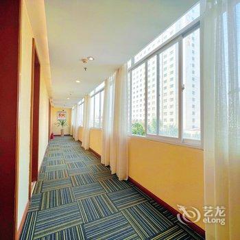 广西退役军人培训中心酒店(南宁民族广场万象汇店)酒店提供图片