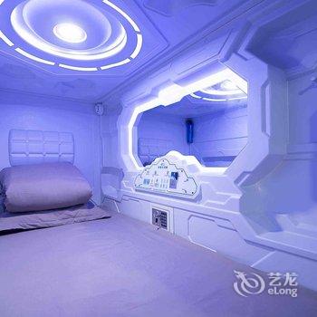 成都自由度太空舱青年旅舍酒店提供图片