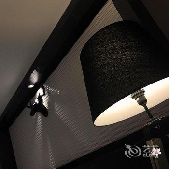 桃丝艺术酒店(南宁金湖广场地铁站店)酒店提供图片