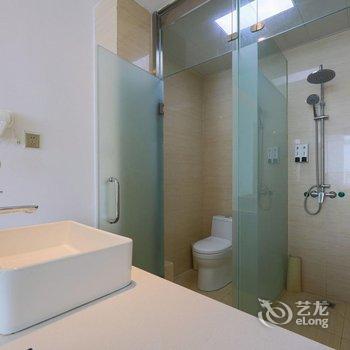 青岛赫润酒店(动车小镇店)酒店提供图片