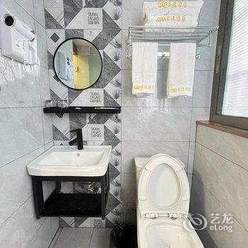 东逸酒店(雅安高铁站店)酒店提供图片