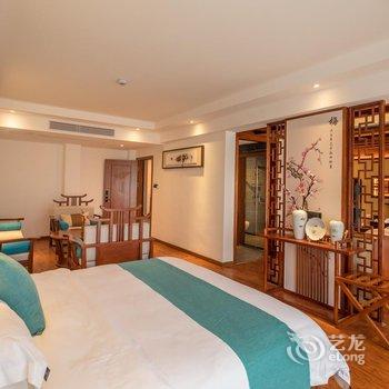 溪畔女儿家客栈(张家界千古情店)酒店提供图片