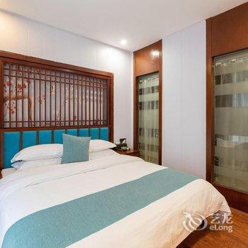 溪畔女儿家客栈(张家界千古情店)酒店提供图片