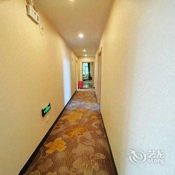 宏丰酒店酒店提供图片