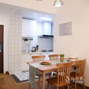 celine成都的家公寓(红星路三段1号分店)酒店提供图片
