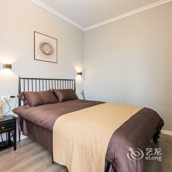 成都米兰死忠公寓酒店提供图片