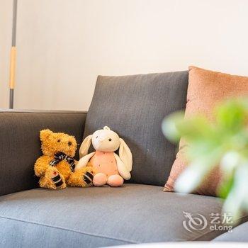 成都米兰死忠公寓酒店提供图片