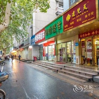 郑州再遇见公寓酒店提供图片