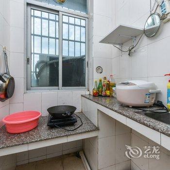 广州白云机场龙归地铁站附近宜家电影房整租公寓(2号店)酒店提供图片
