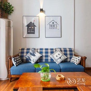 广州喧嚣中的一缕宁静公寓(长岗街分店)酒店提供图片