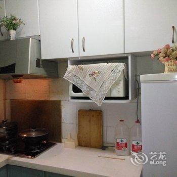 青岛家庭日租房家庭民宿(2号店)酒店提供图片