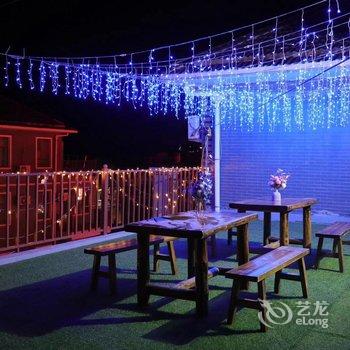 七彩丹霞山宇客栈酒店提供图片
