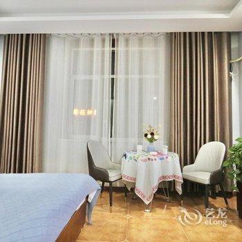 七彩丹霞山宇客栈酒店提供图片