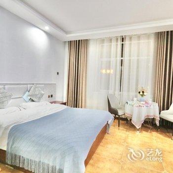 七彩丹霞山宇客栈酒店提供图片