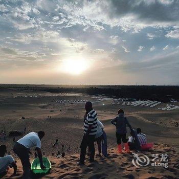 敦煌梦幻星空沙漠露营基地酒店提供图片