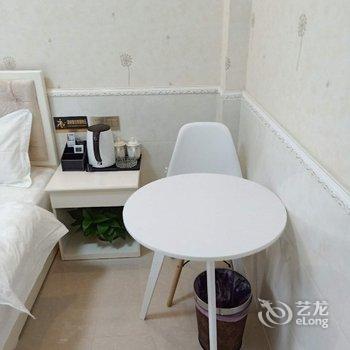 星期八公寓(成都东站店)酒店提供图片