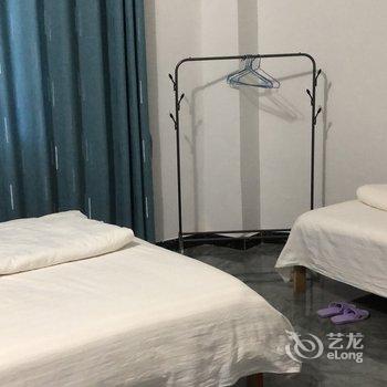 风雨桥客栈(苗王城景区3号分店)酒店提供图片