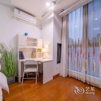涵小屋精品民宿(梅家浜路2号分店)酒店提供图片