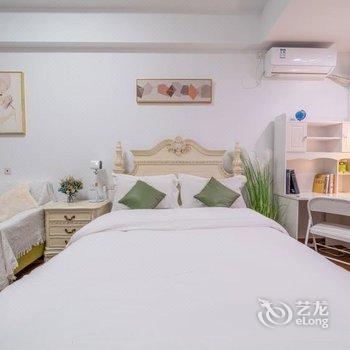 涵小屋精品民宿(梅家浜路2号分店)酒店提供图片