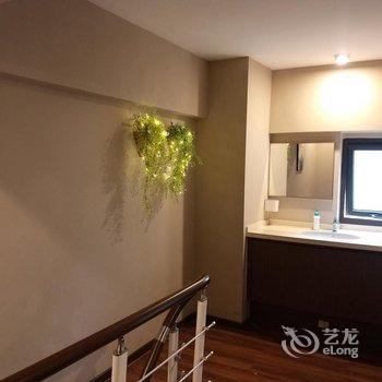 重庆渝福里民宿酒店提供图片