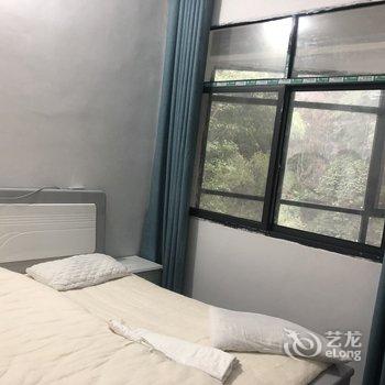 风雨桥客栈(苗王城景区3号分店)酒店提供图片