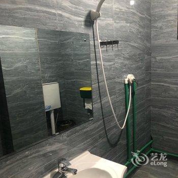 风雨桥客栈(苗王城景区3号分店)酒店提供图片