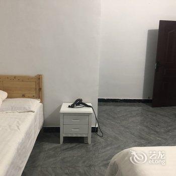 风雨桥客栈(苗王城景区3号分店)酒店提供图片