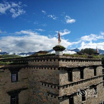 稻城风陵渡客栈酒店提供图片