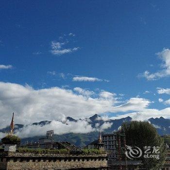 稻城风陵渡客栈酒店提供图片