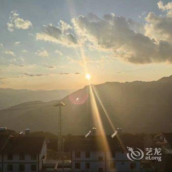 雪娟客栈(禄劝轿子山旅游示范村店)酒店提供图片