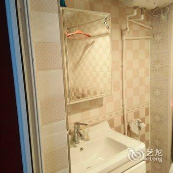 老闫客栈(聚灵峡灵山风景区店)酒店提供图片