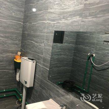 风雨桥客栈(苗王城景区3号分店)酒店提供图片