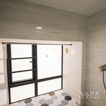 蔚蓝公寓(工业四路分店)酒店提供图片