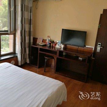万和君豪快捷宾馆(兰西崇文实验学校店)酒店提供图片