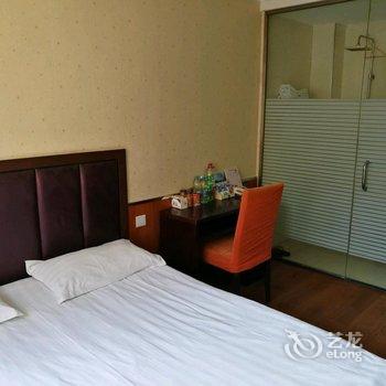万和君豪快捷宾馆(兰西崇文实验学校店)酒店提供图片