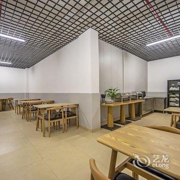 沁住酒店(重庆四公里交通换乘枢纽南坪商业中心区店)酒店提供图片