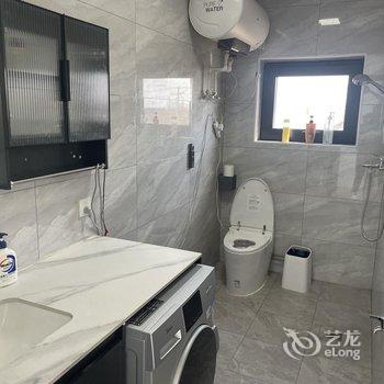 云峰山亚方农家院酒店提供图片