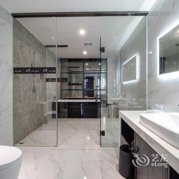 桃丝艺术酒店(南宁金湖广场地铁站店)酒店提供图片