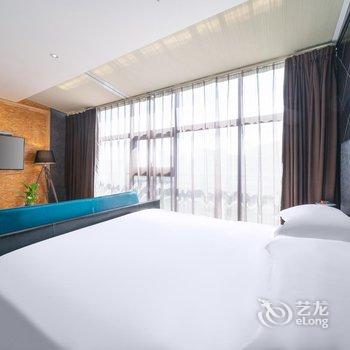 桃丝艺术酒店(南宁金湖广场地铁站店)酒店提供图片