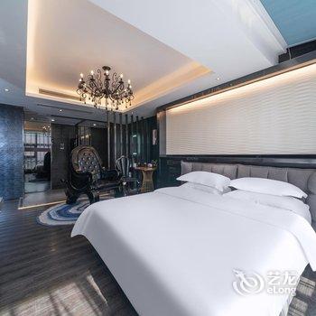 桃丝艺术酒店(南宁金湖广场地铁站店)酒店提供图片