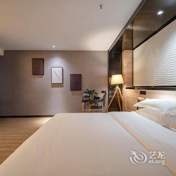 桃丝艺术酒店(南宁金湖广场地铁站店)酒店提供图片