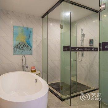 桃丝艺术酒店(南宁金湖广场地铁站店)酒店提供图片