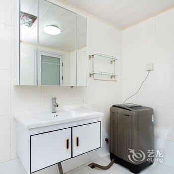 青岛海边大户型民宿(金沙滩店)酒店提供图片
