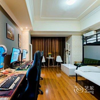 莱漫娜电竞酒店(泰安万达广场店)酒店提供图片