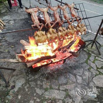 青城后山石见民宿(泰安古镇店)酒店提供图片