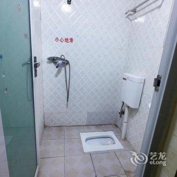 东郊宾馆(重庆巴南鱼胡路轻轨站店)酒店提供图片